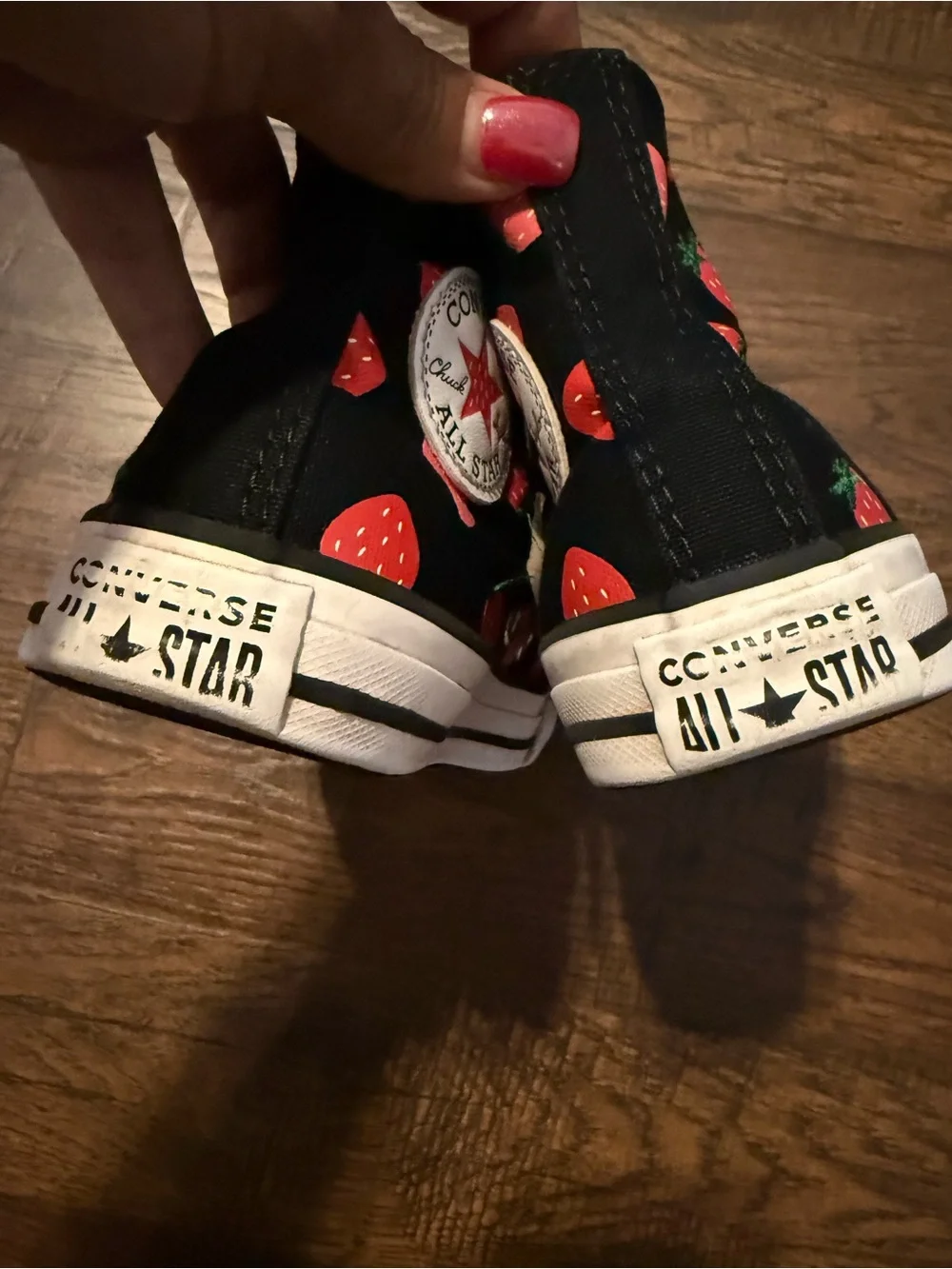 Converse Chuck Taylor All Star High-Top Sneakers Red Strawberry Motif Youth 13.5